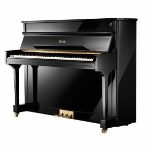 What are the main differences between a grand piano and an upright?